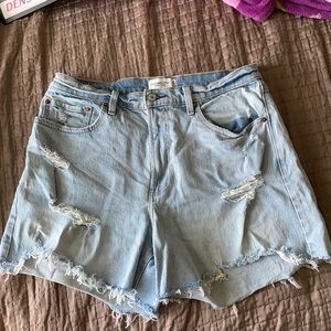 Abercrombie High Rise 4” Shorts